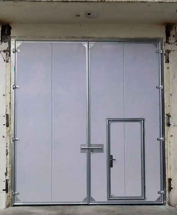 乌苏工业平开门