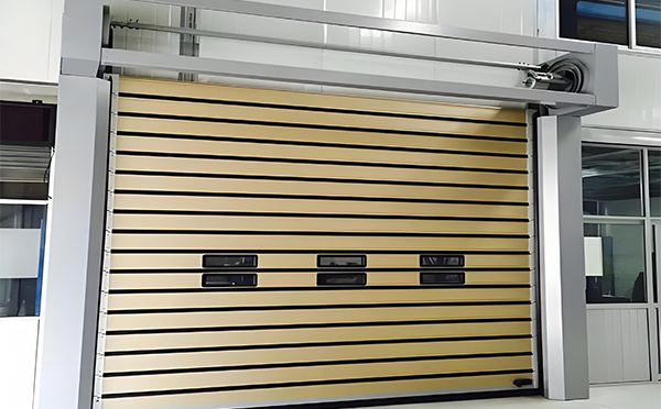 乌苏硬质快速门