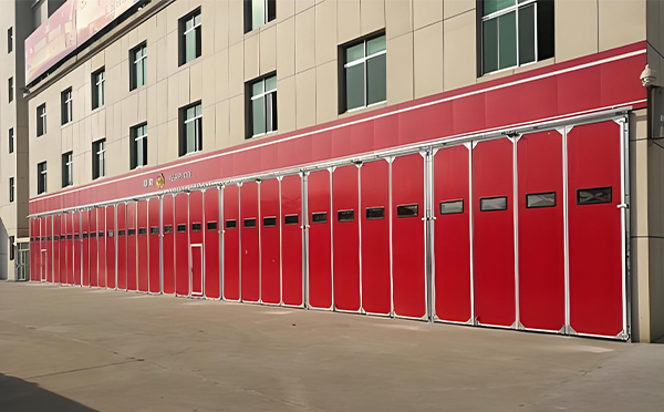 乌苏工业推拉门厂家提醒大家今日有雨记得外出带伞