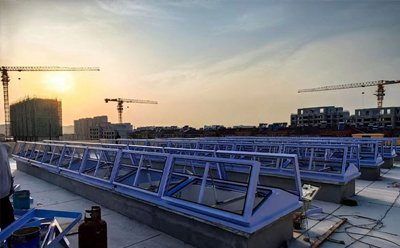 消防乌苏排烟窗开启角度