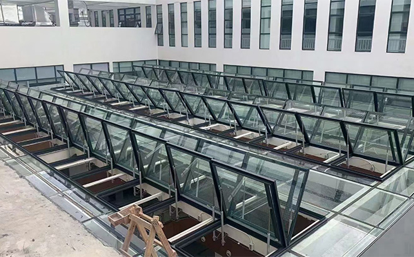 百安科技有限公司近期乌苏排烟窗项目案例分享
