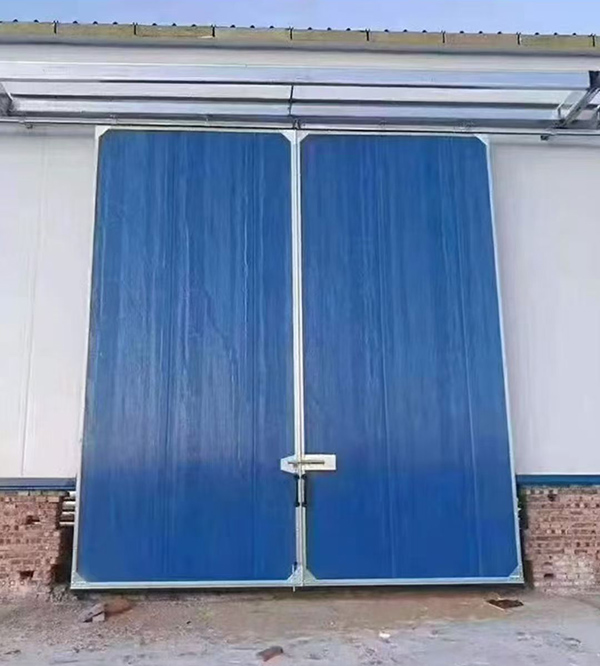 乌苏工业门在大型仓储物流通道中的应用实例