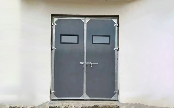 乌苏工业门在高温作业区域的运行表现